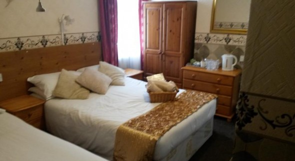 bedroom_002